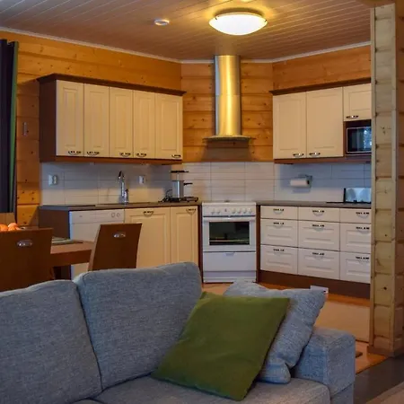 Saaruanniemi C Apartment *